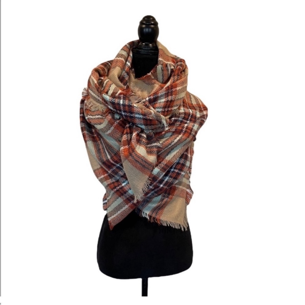 Fits NWT plaid beige striped knit large blanket scarf wrap warm cozy gorpcore